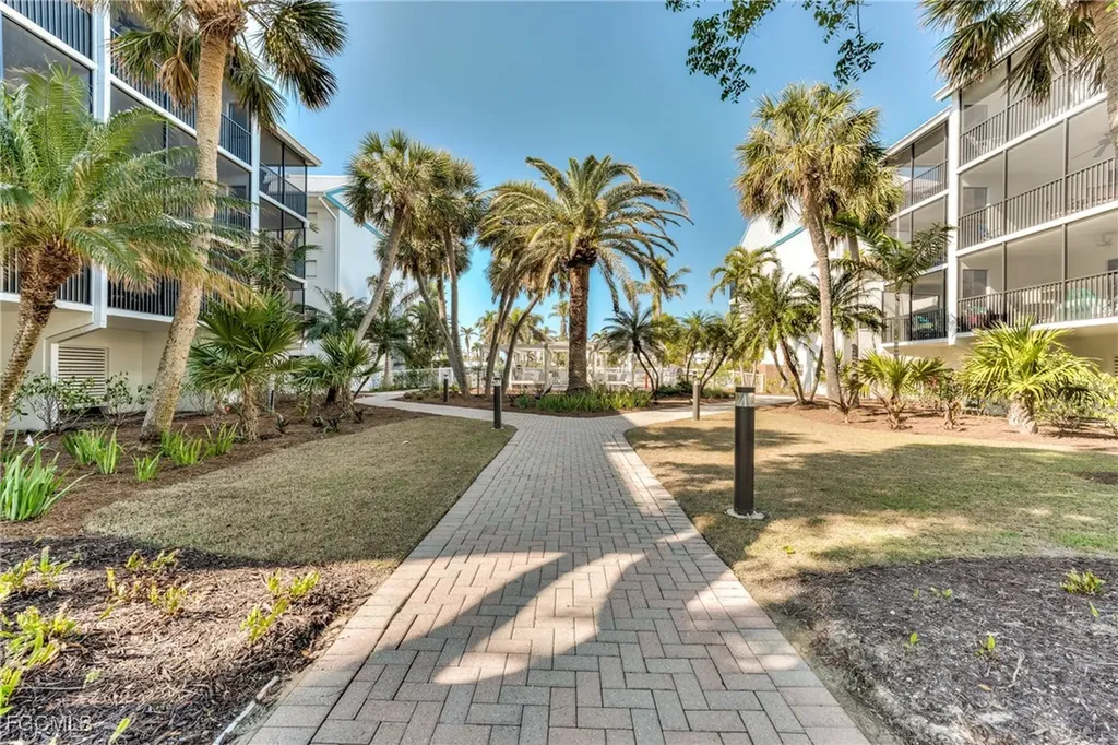3136 Tennis Villas Captiva FL 33924
