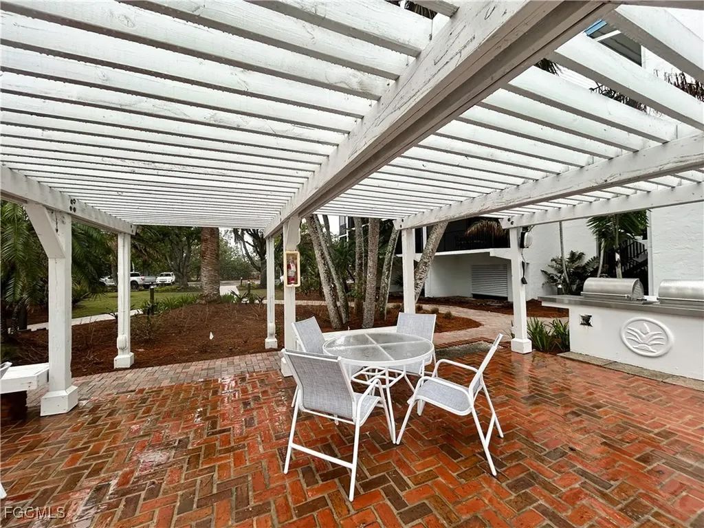 3136 Tennis Villas Captiva FL 33924