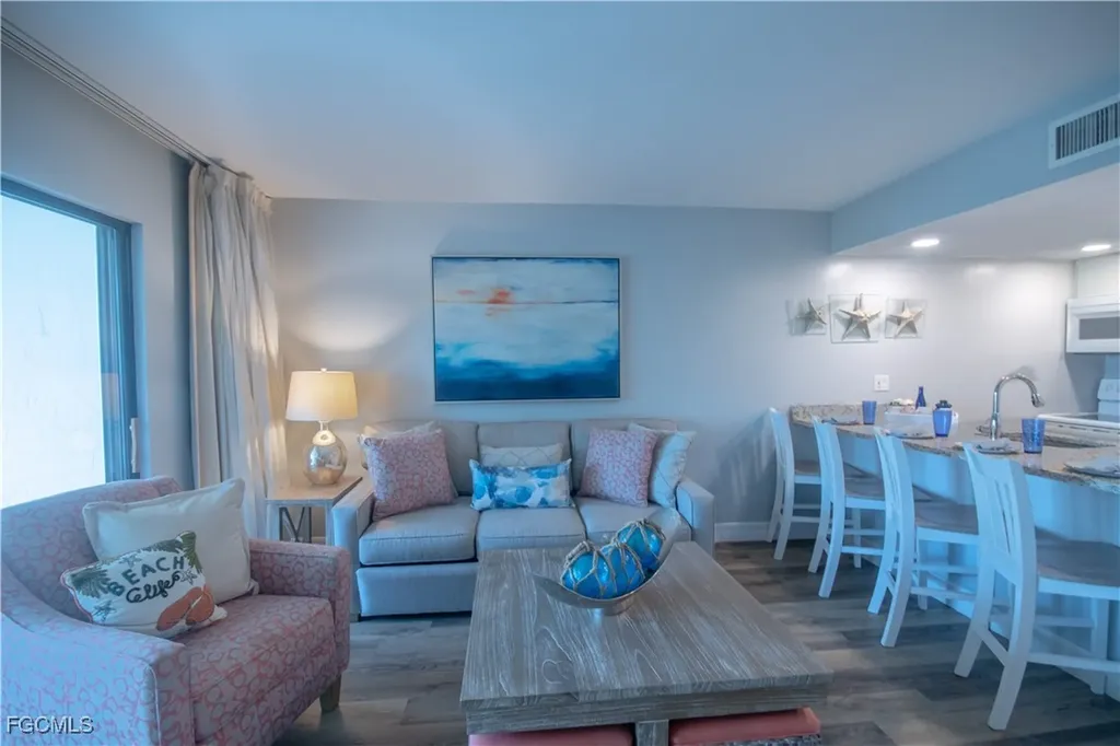 3136 Tennis Villas Captiva FL 33924