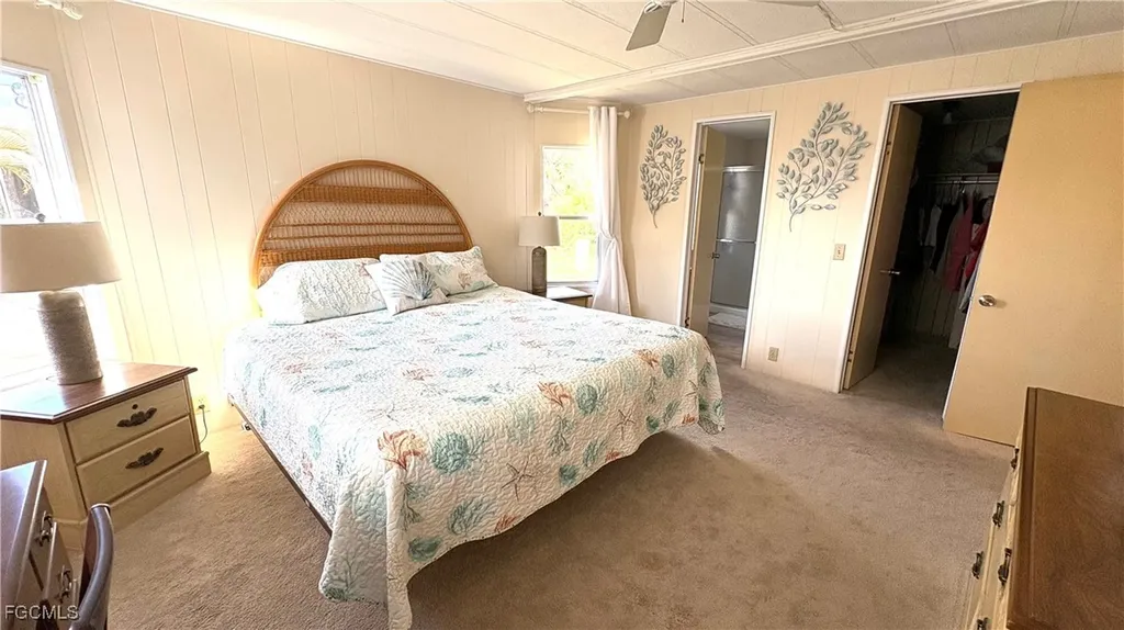 580 Winning Way North Fort Myers FL 33917