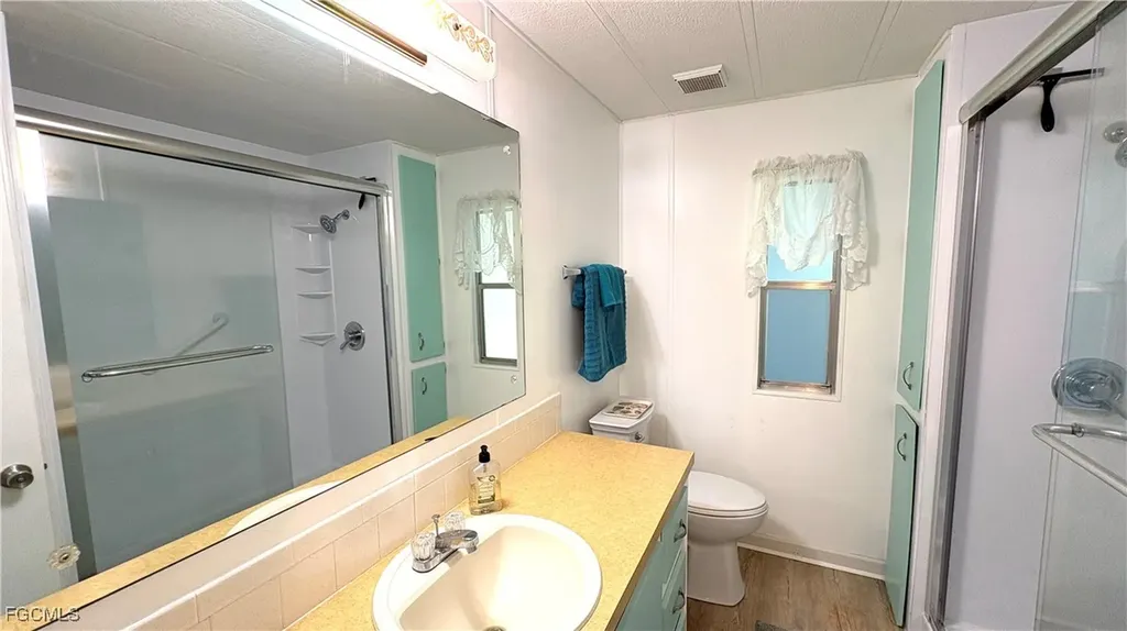 580 Winning Way North Fort Myers FL 33917