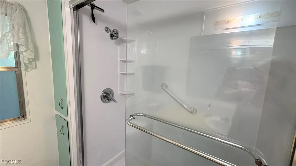 580 Winning Way North Fort Myers FL 33917