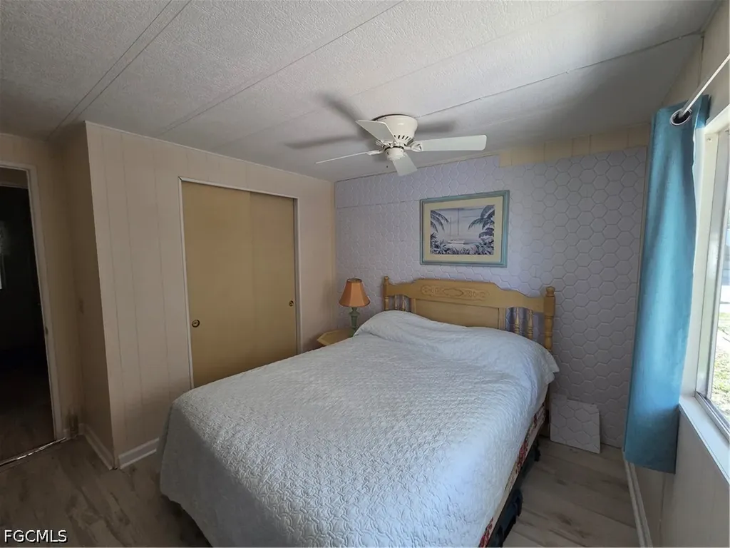 580 Winning Way North Fort Myers FL 33917