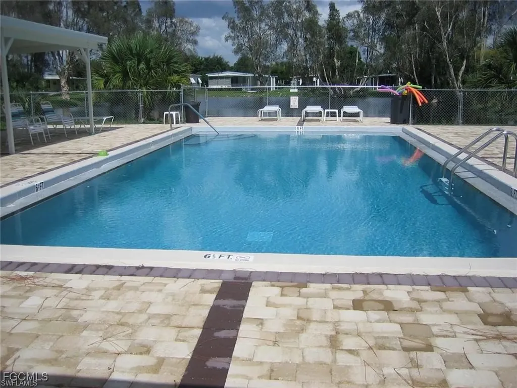 580 Winning Way North Fort Myers FL 33917