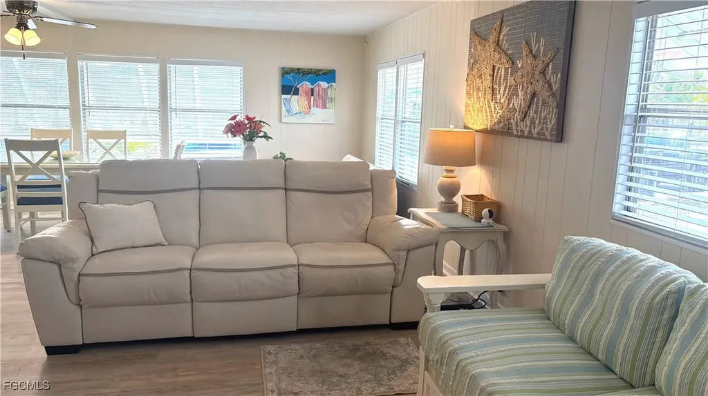 580 Winning Way North Fort Myers FL 33917