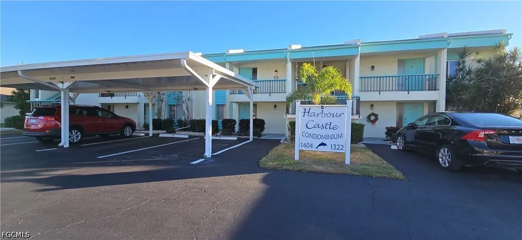 1404 SE 40th Street Cape Coral FL 33904