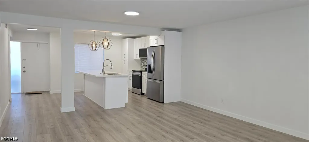 1404 SE 40th Street Cape Coral FL 33904