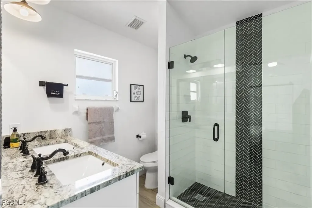 628 SE 9th Place Cape Coral FL 33990
