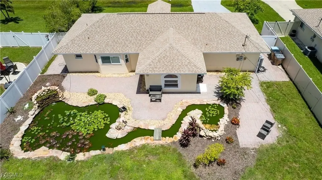 628 SE 9th Place Cape Coral FL 33990