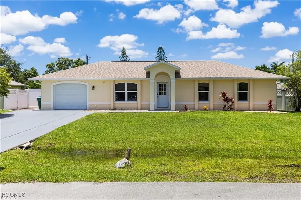 628 SE 9th Place Cape Coral FL 33990