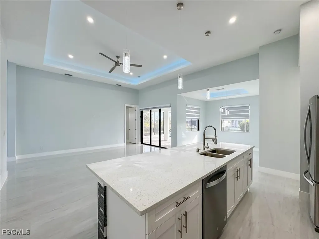 2535 SW 5th Avenue Cape Coral FL 33914