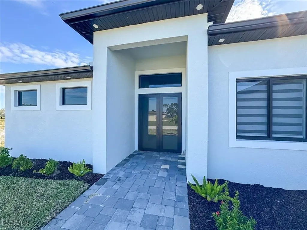 2535 SW 5th Avenue Cape Coral FL 33914