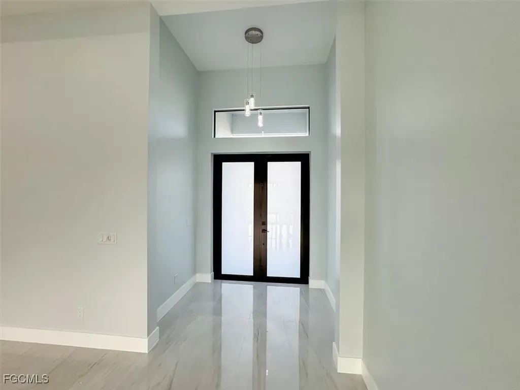 2535 SW 5th Avenue Cape Coral FL 33914