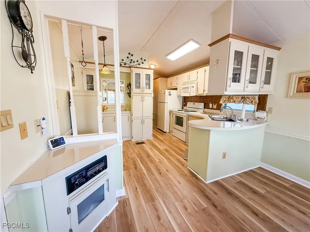 10707 Yellow Rail Circle Estero FL 33928