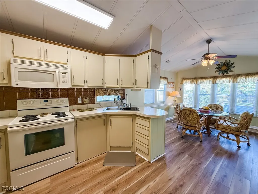 10707 Yellow Rail Circle Estero FL 33928