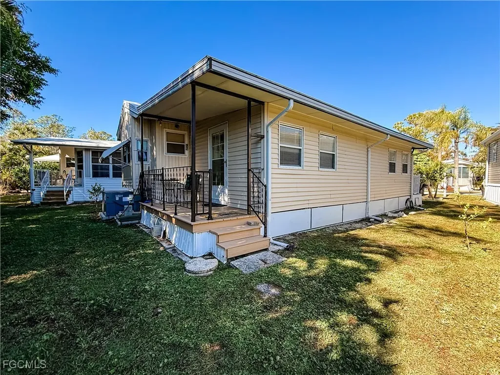 10707 Yellow Rail Circle Estero FL 33928