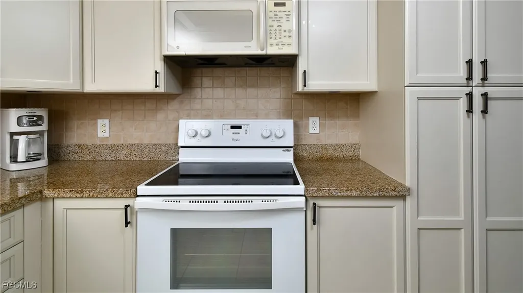 12581 Kelly Sands Way Fort Myers FL 33908