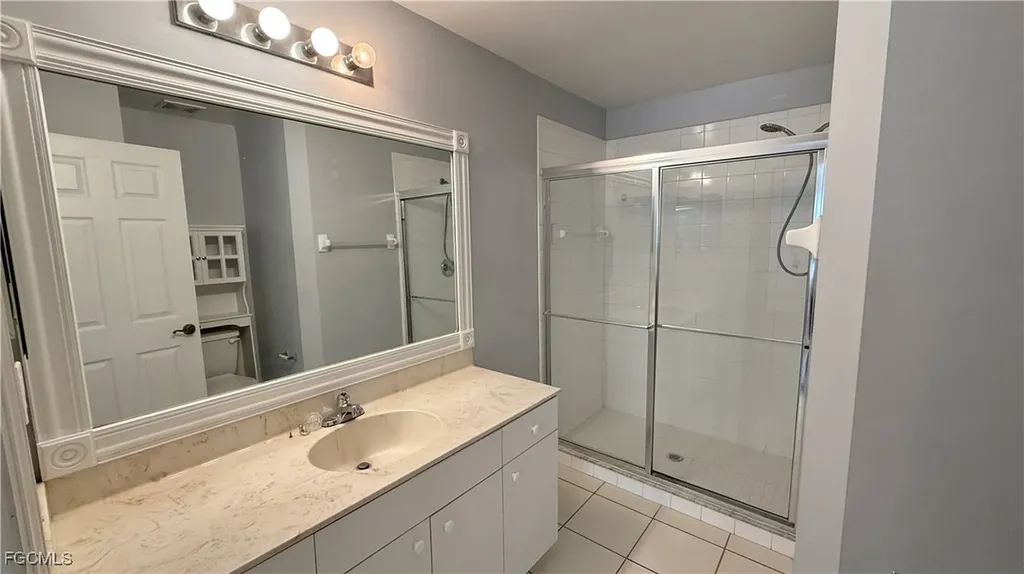 3620 Pine Oak Circle Fort Myers FL 33916