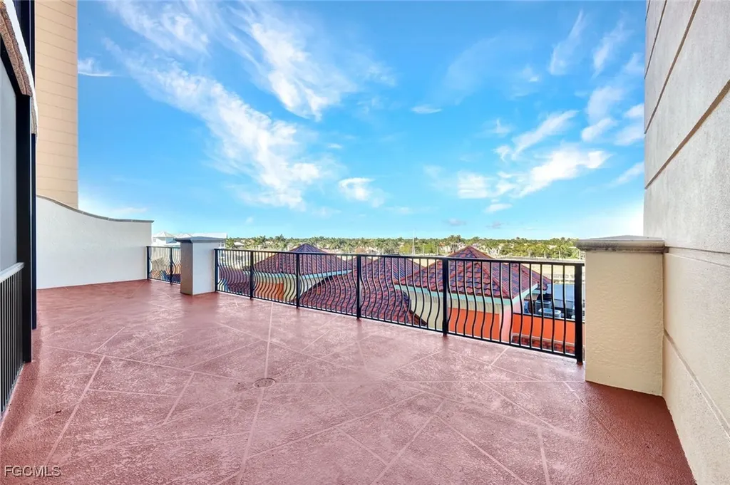 5781 Cape Harbour Drive Cape Coral FL 33914