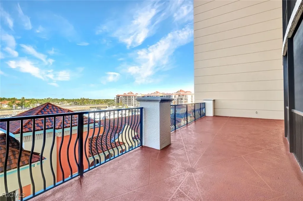 5781 Cape Harbour Drive Cape Coral FL 33914