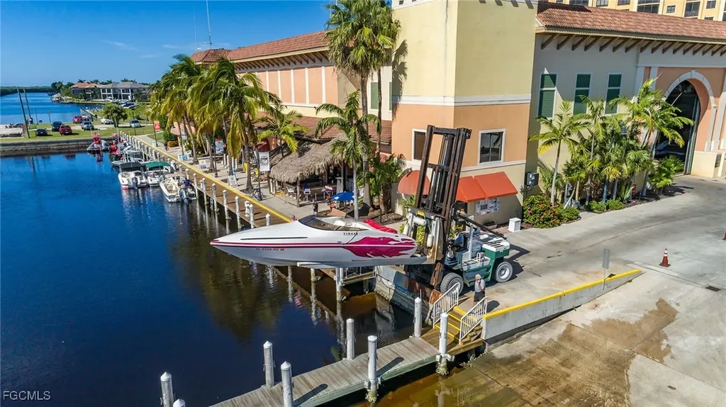 5781 Cape Harbour Drive Cape Coral FL 33914
