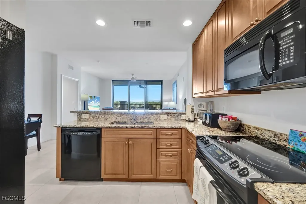 5781 Cape Harbour Drive Cape Coral FL 33914