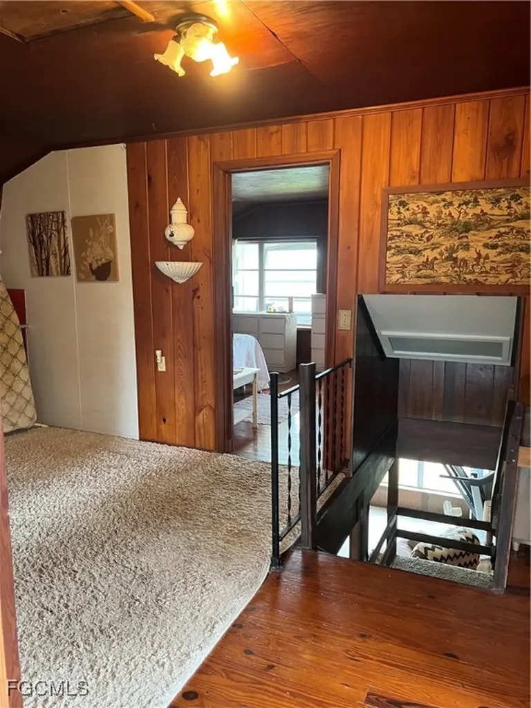 2111 Gardner Court Alva FL 33920