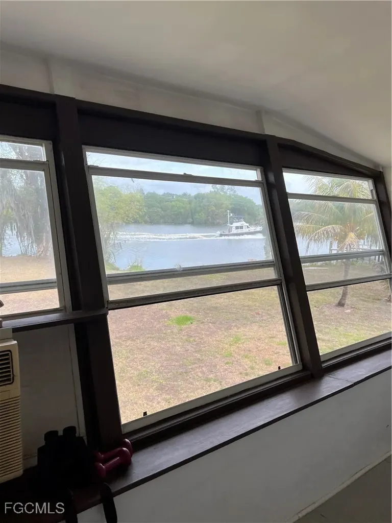 2111 Gardner Court Alva FL 33920