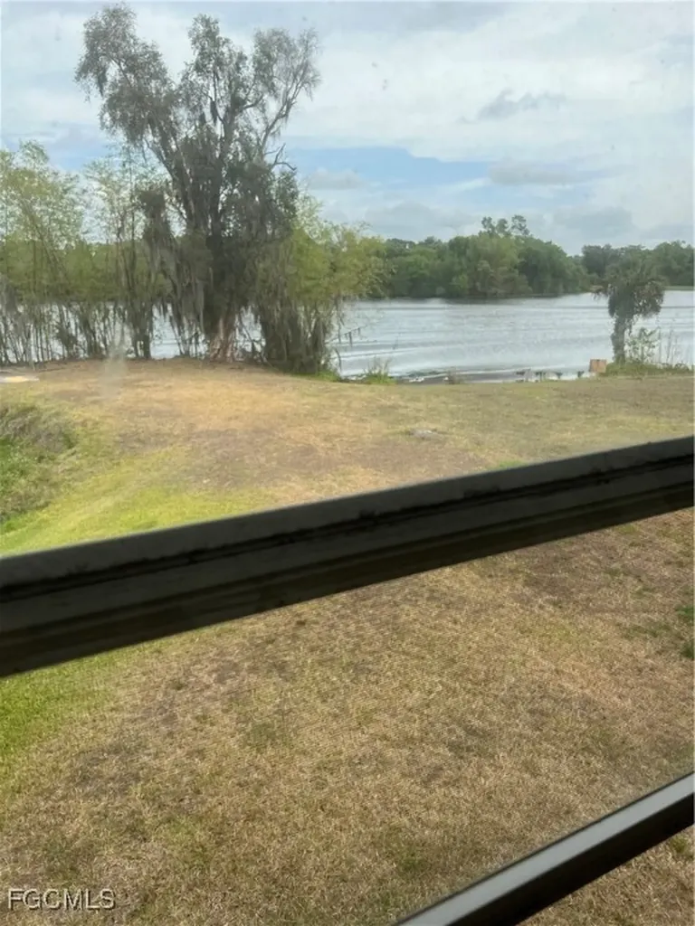 2111 Gardner Court Alva FL 33920