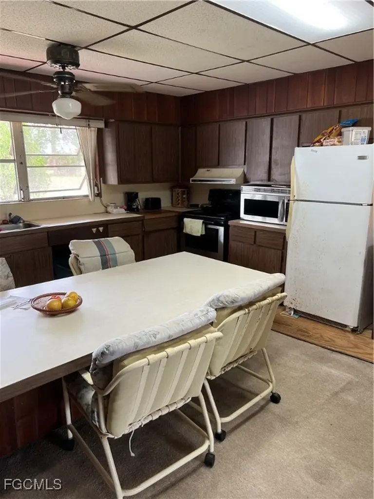 2111 Gardner Court Alva FL 33920