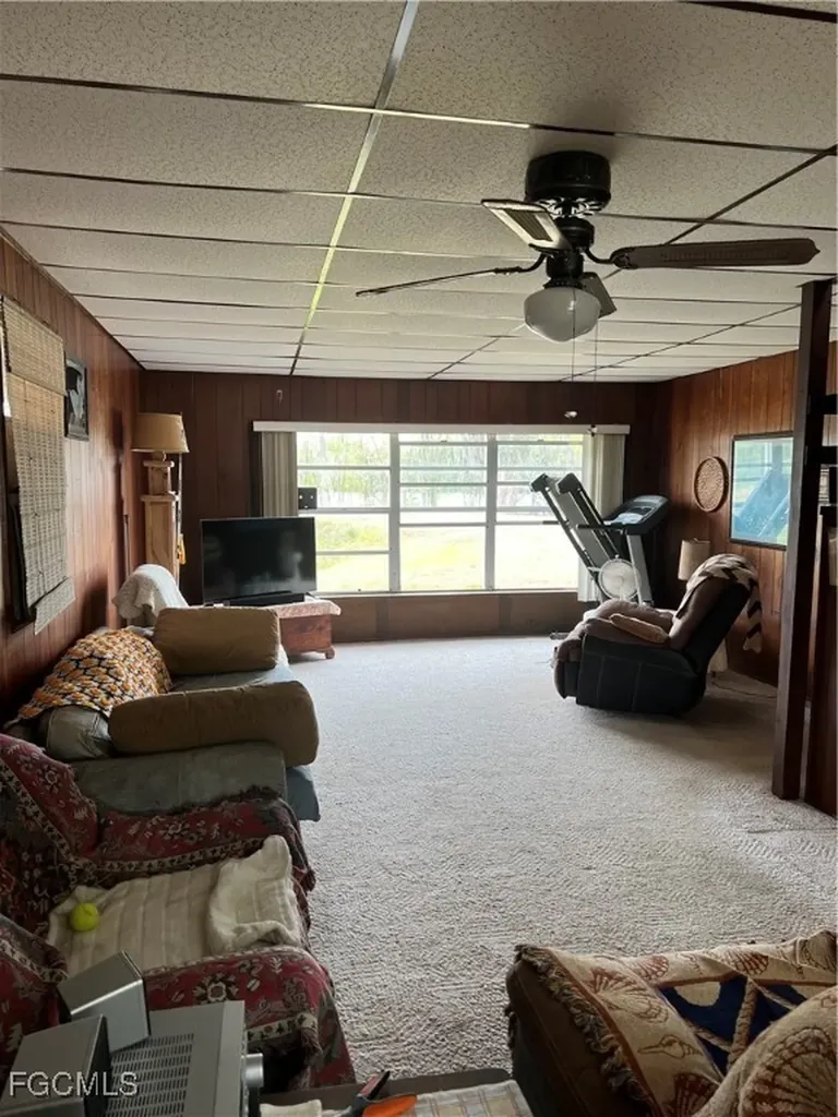 2111 Gardner Court Alva FL 33920