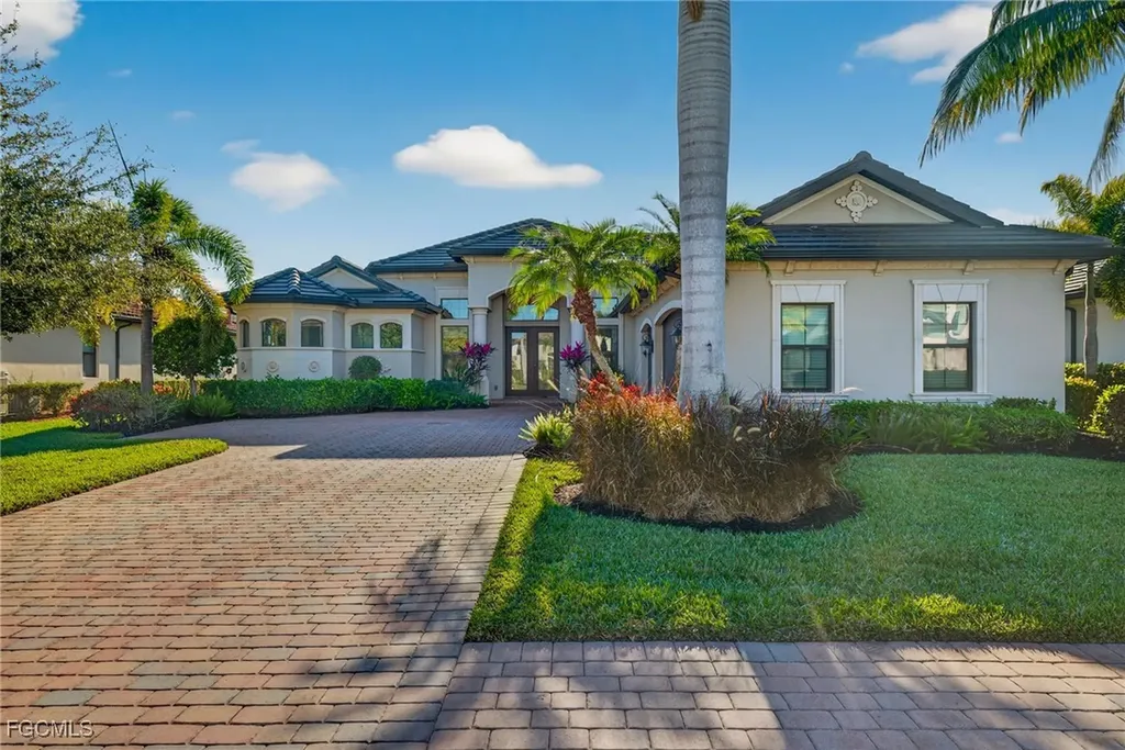 9915 Corso Bello Drive Naples FL 34113