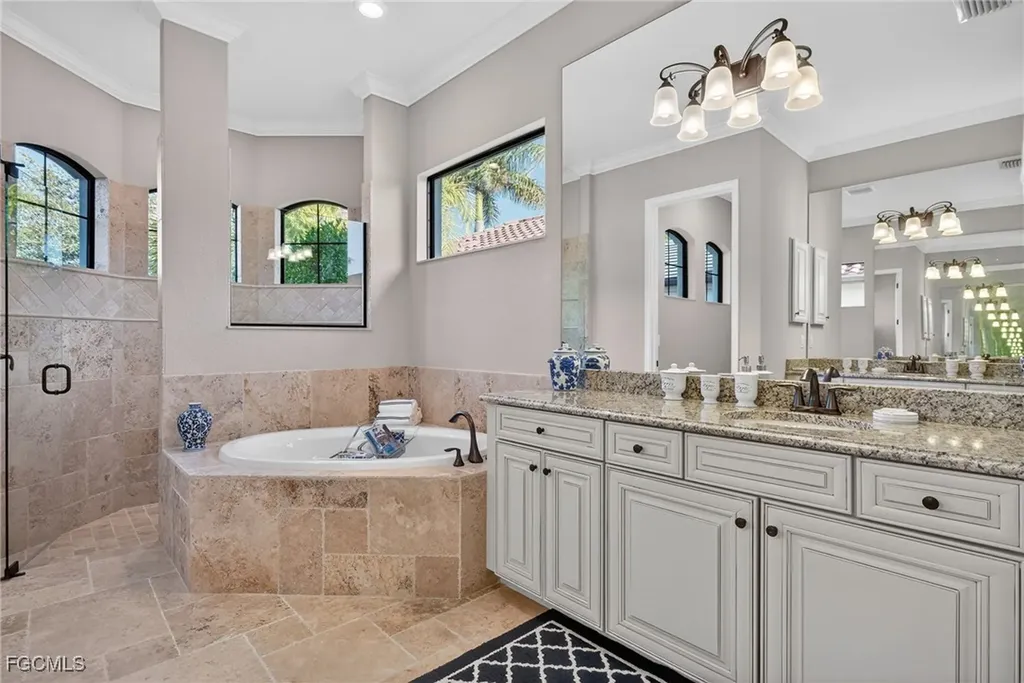 9915 Corso Bello Drive Naples FL 34113