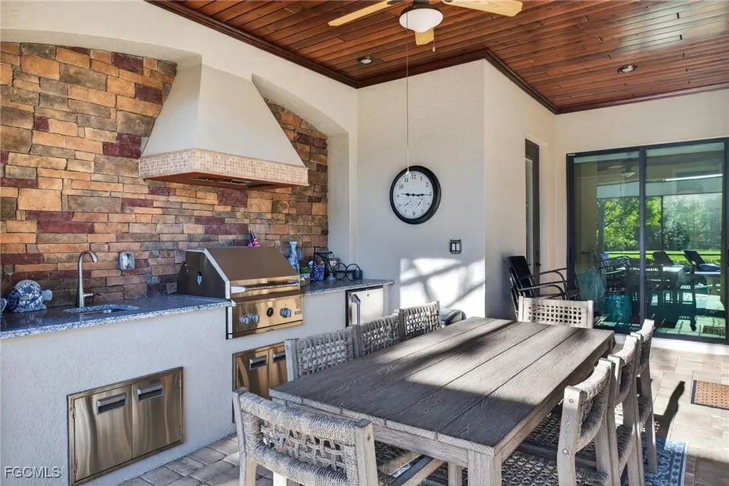 9915 Corso Bello Drive Naples FL 34113