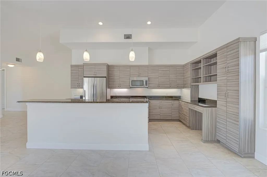 428 SW 35th Street Cape Coral FL 33914