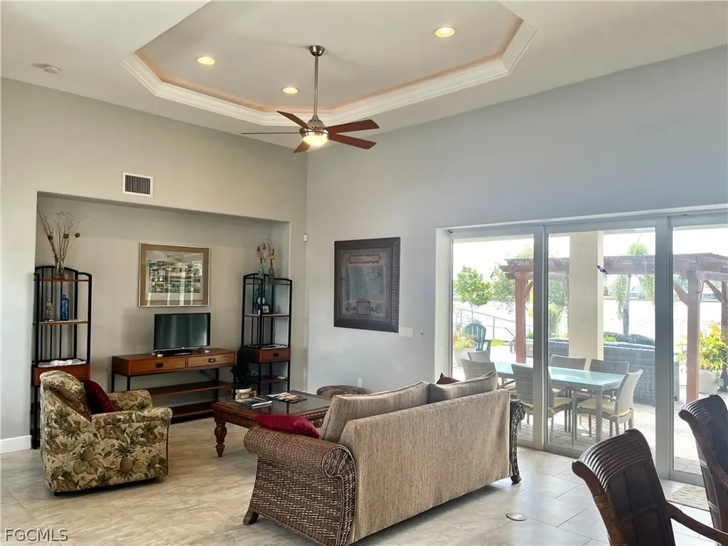 428 SW 35th Street Cape Coral FL 33914