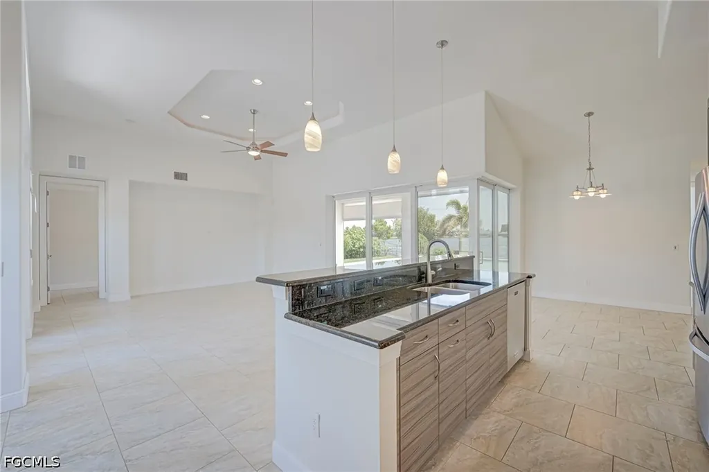 428 SW 35th Street Cape Coral FL 33914