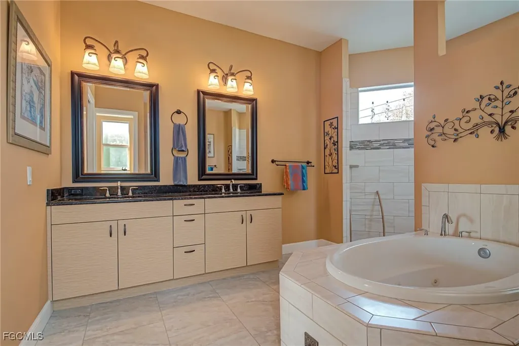 428 SW 35th Street Cape Coral FL 33914