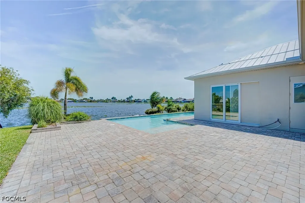428 SW 35th Street Cape Coral FL 33914