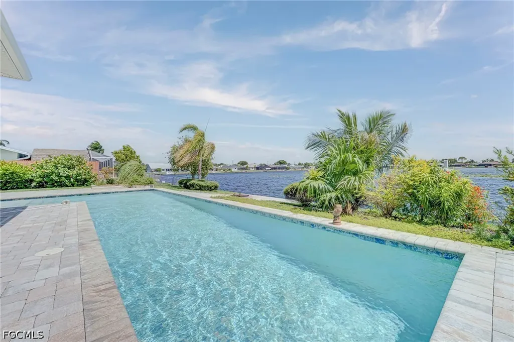 428 SW 35th Street Cape Coral FL 33914