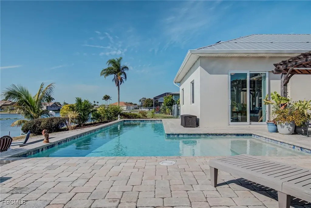 428 SW 35th Street Cape Coral FL 33914