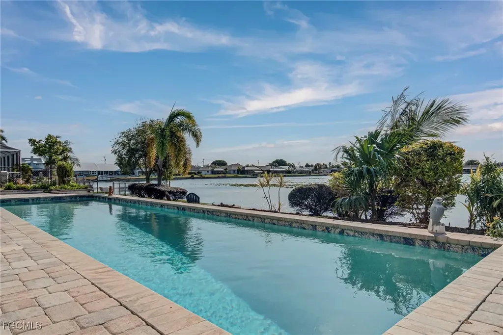 428 SW 35th Street Cape Coral FL 33914