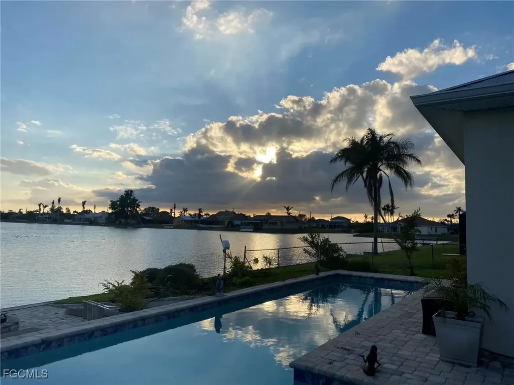 428 SW 35th Street Cape Coral FL 33914