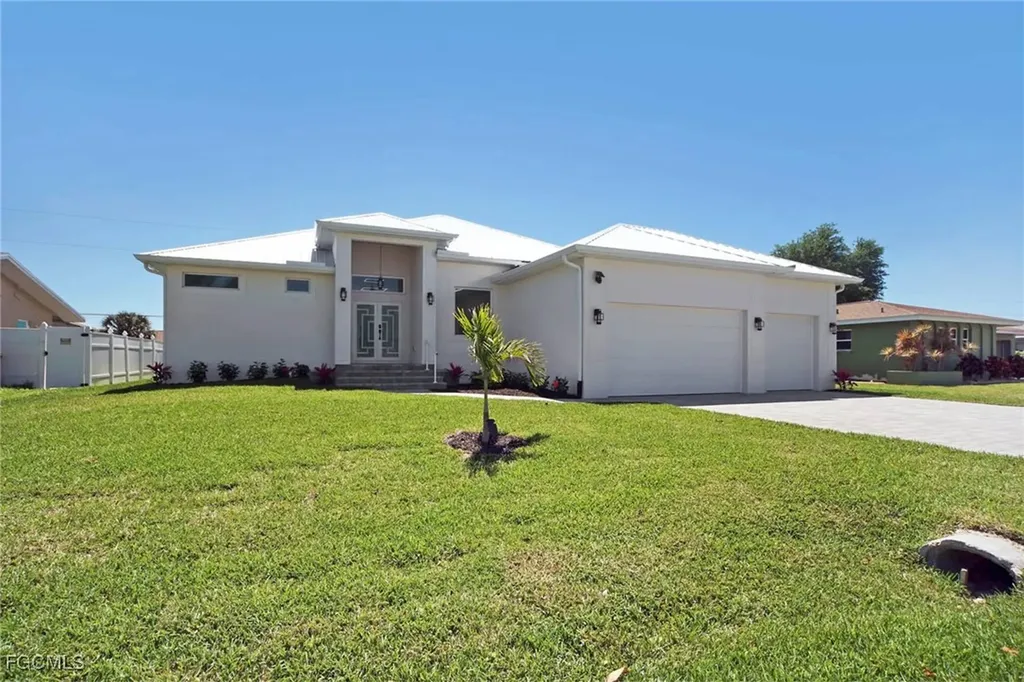1426 SE 43rd Terrace Cape Coral FL 33904