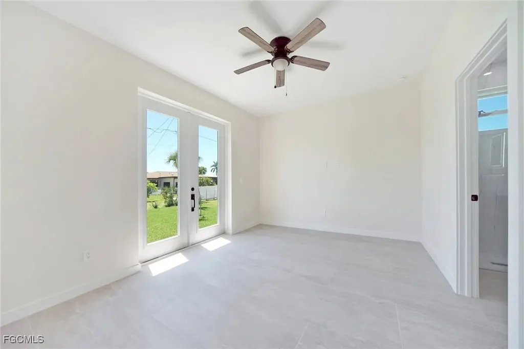 1426 SE 43rd Terrace Cape Coral FL 33904