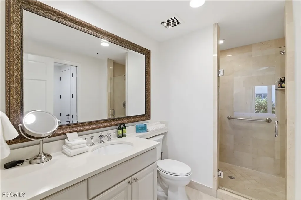 221 9th Street S Naples FL 34102