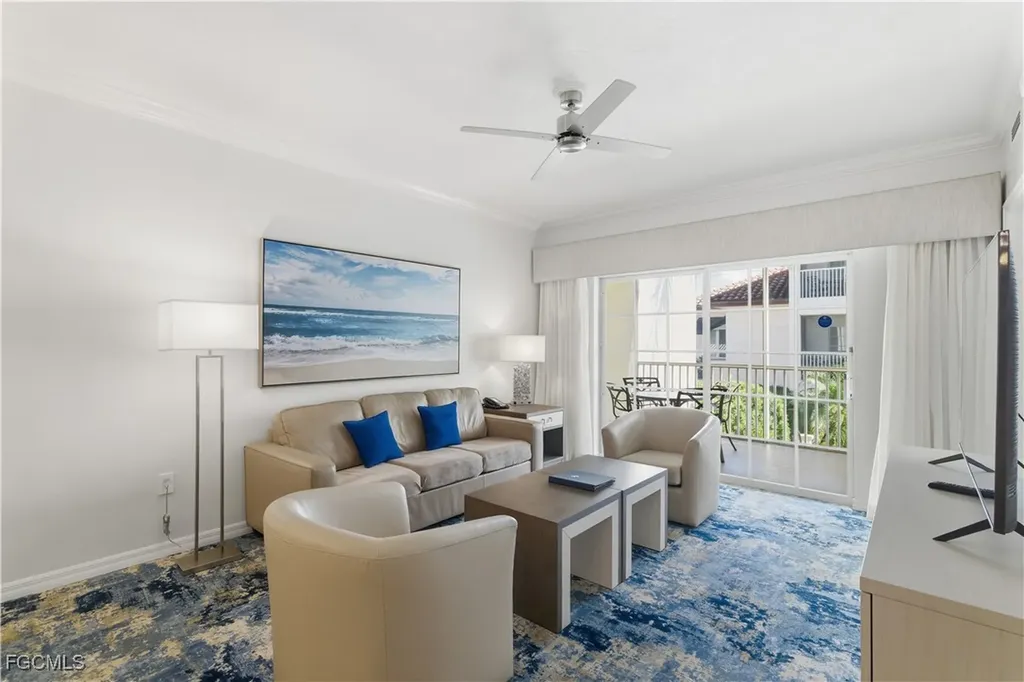 221 9th Street S Naples FL 34102