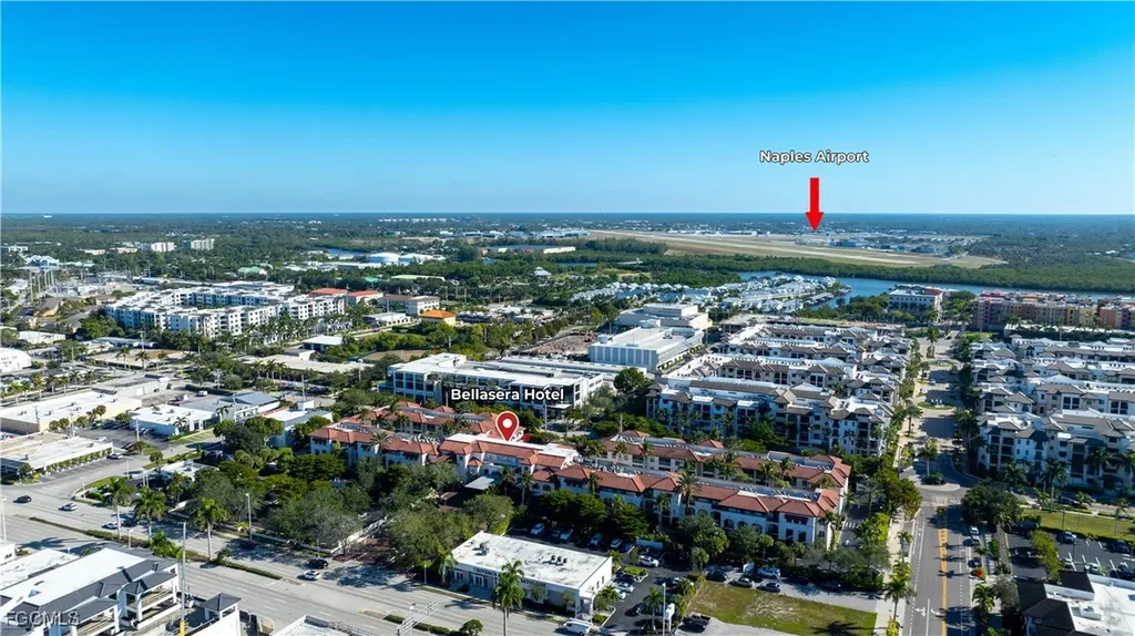 221 9th Street S Naples FL 34102