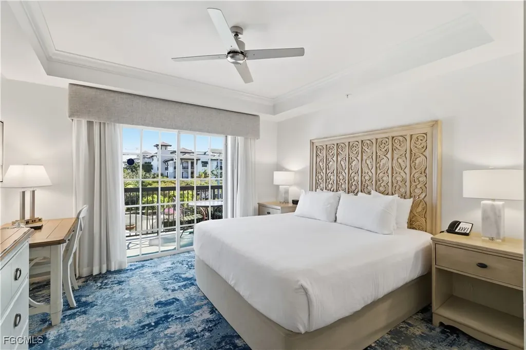 221 9th Street S Naples FL 34102