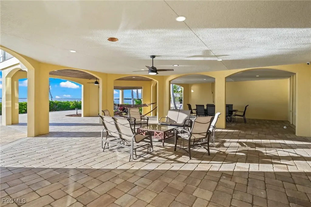 12271 Shoreview Drive Matlacha FL 33993